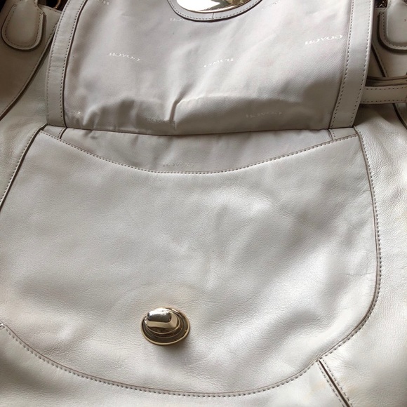 Authentic Coach bag - Picture 3 of 6